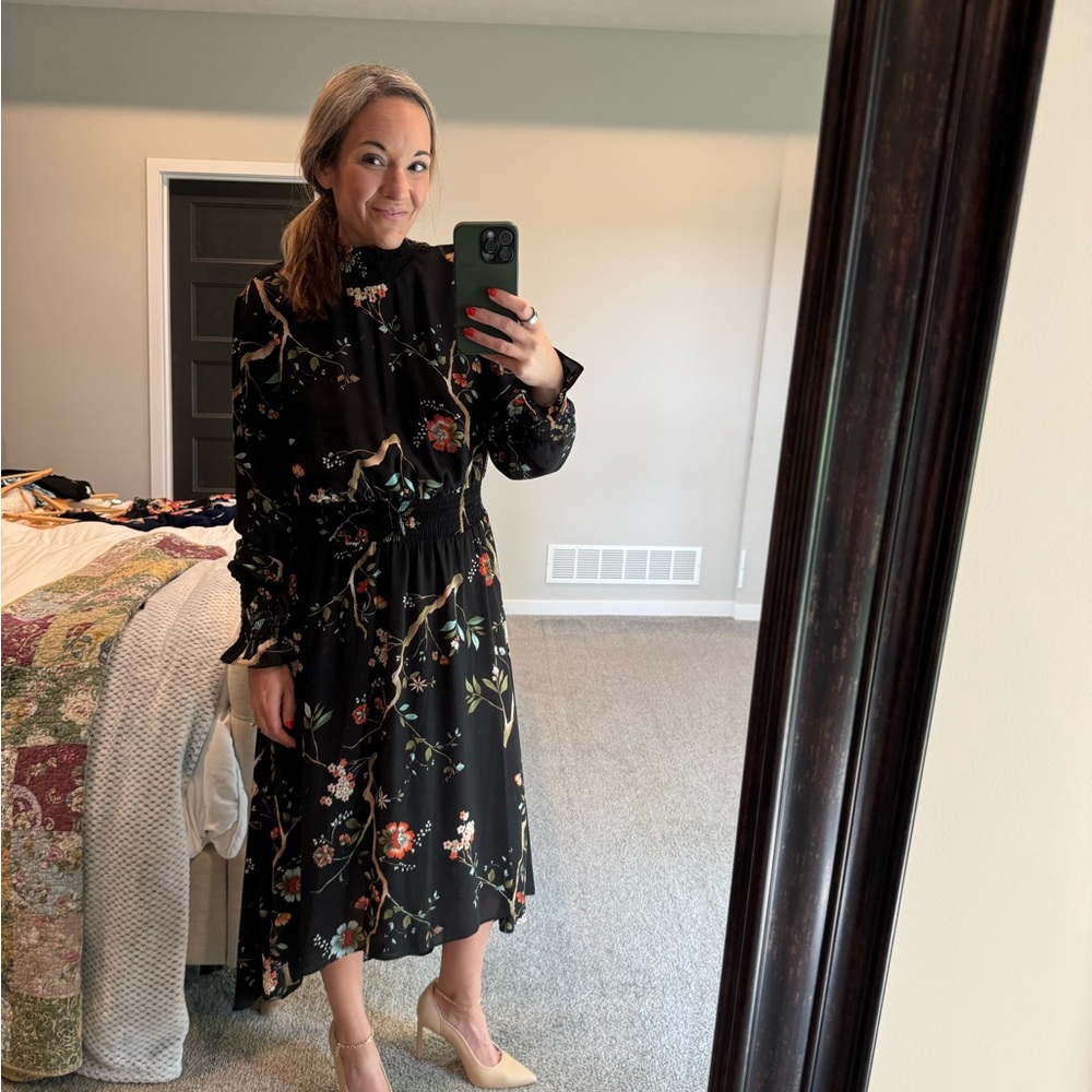 Nanette Long sleeve, high neck floral flowy high low maxi dress size 10